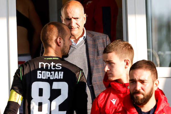 MRKELA ZA ESPRESO: Biće odlazaka iz Zvezde, a do kraja prelaznog roka je sve moguće!