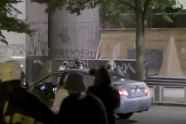 POLICIJA BRZO SLOMILA VOZAČA KOJI JE TEODORI OTKINUO NOGU! Sačekali ga u Košutnjaku gde ga stigla kazna