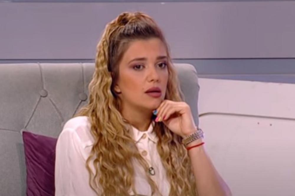 TRAGIČAN GUBITAK NJENOG ŽIVOTA POTRESAO KIJU! Objavila njihovu poslednju zajedničku sliku, sva u crnom