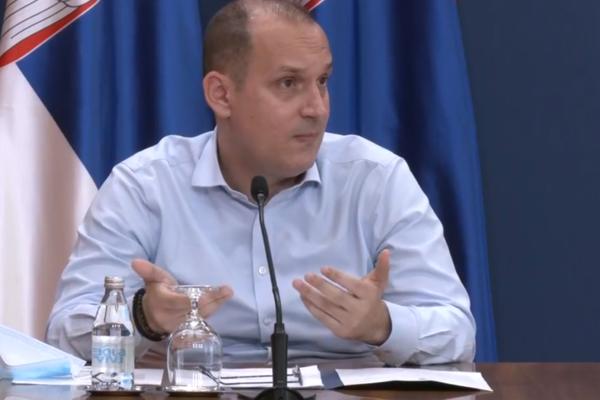 Ministar Lončar uputio novi zahtev medicinarima: OD SADA ĆE OVA PRAVILA VAŽITI VIKENDIMA!