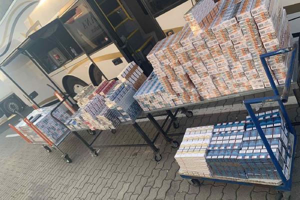 CARINICI ZAPLENILI 8.250 PAKLICA CIGARETA: Na ovom graničnom prelazu su krijumčari PALI! (FOTO)