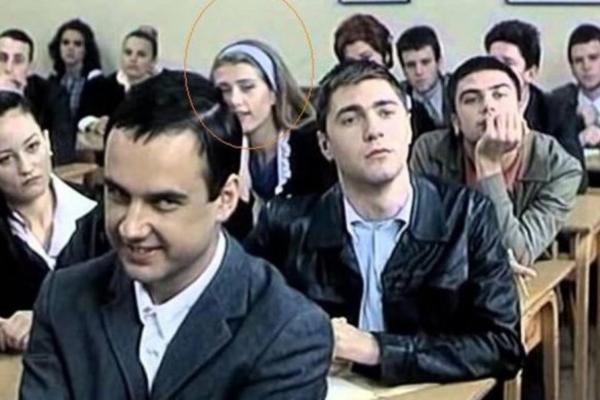 ZA NJU RETKO KO ZNA! OVO JE BIVŠA ŽENA BOGDANA DIKLIĆA: Mlađa je od njega 20 godina, a pamtimo je po ovom FILMU