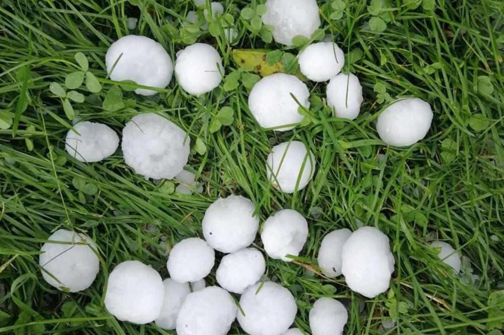 IZLIVANJE JADRA KOD LOZNICE: Poplavnjene NJIVE, a bilo je i GRADA! (VIDEO)