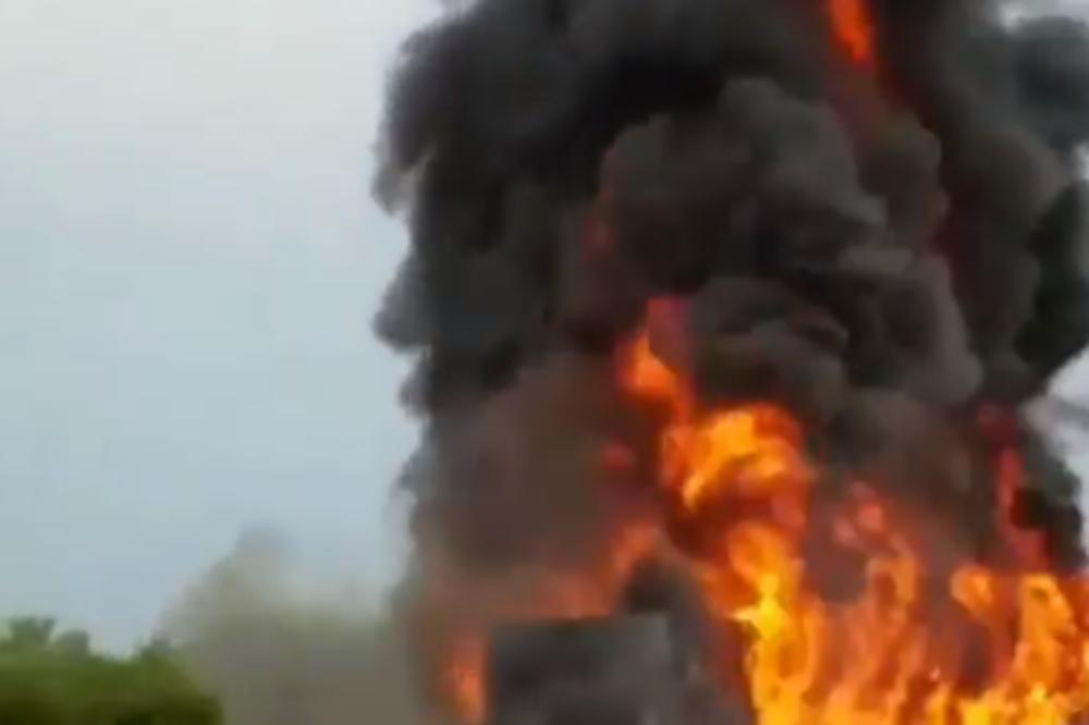 ZGRADA IZGORELA DO TEMELJA, TRI PORODICE UNIŠTENE! Požar u Resavici treći u ovom danu! (VIDEO)