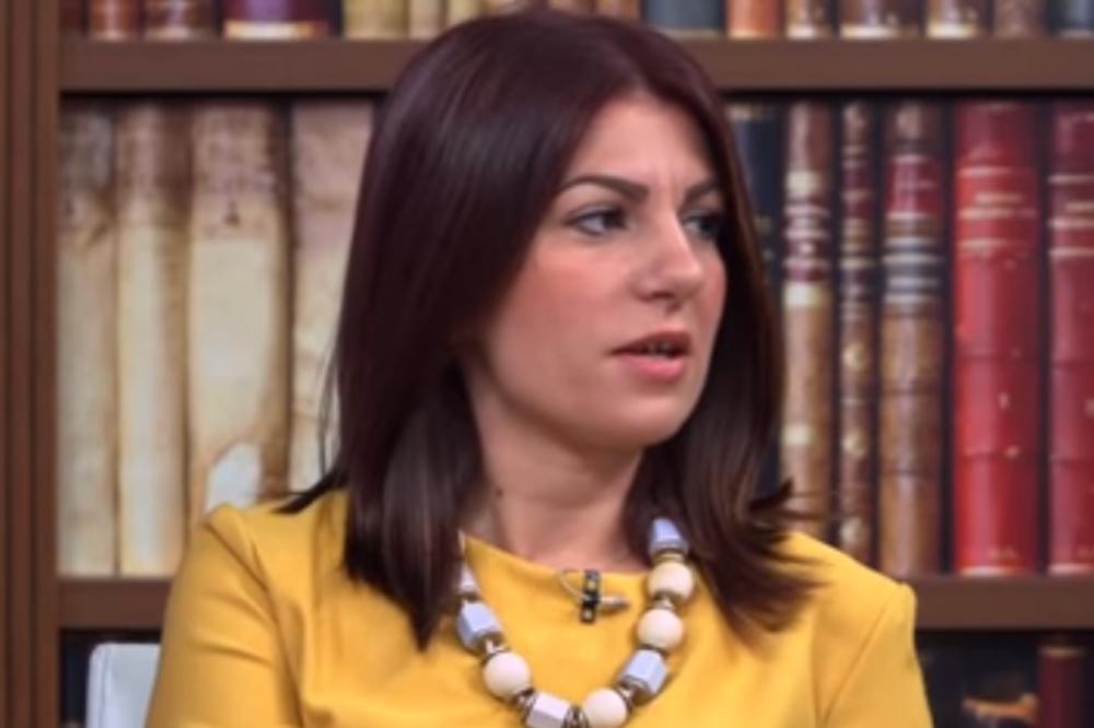 KURONA VAKCINE ĆETE SAMI NABITI SEBI U GU*ICE! Dr Stojković ponovo jaše, REČI SU JOJ PREGADNE, ovo je samo deo