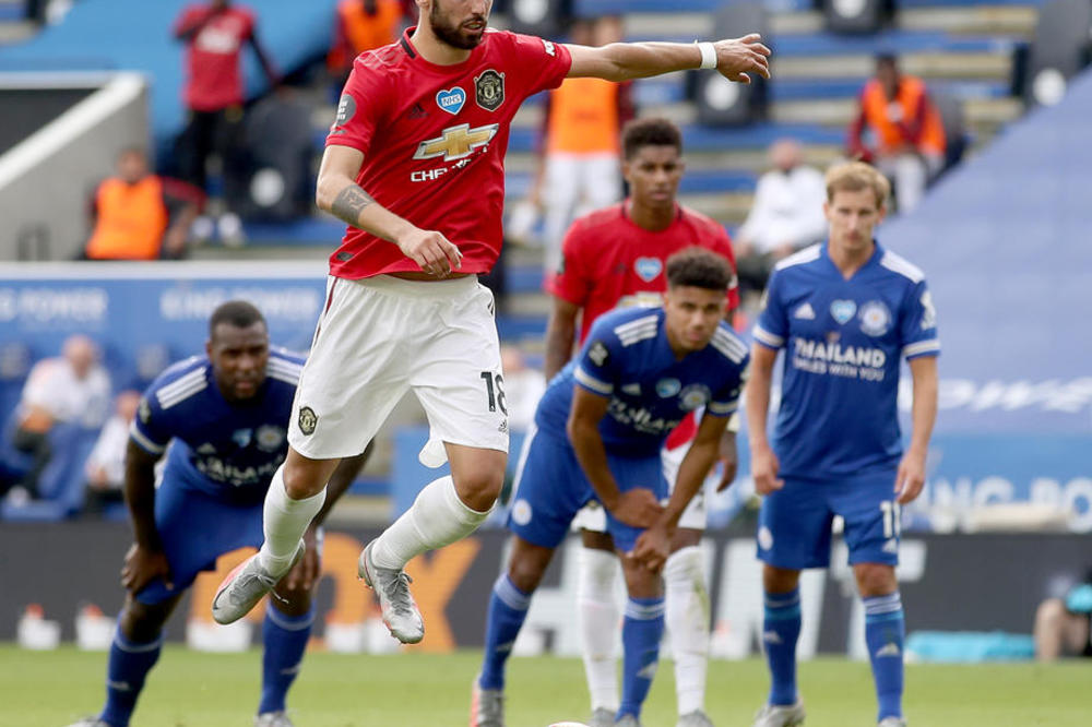 SUDIJA SVIRAO KRAJ, PA PENAL ZA MANČESTER: Junajted slavio u 100. minutu golom Penaldeša sa bele tačke! (VIDEO)