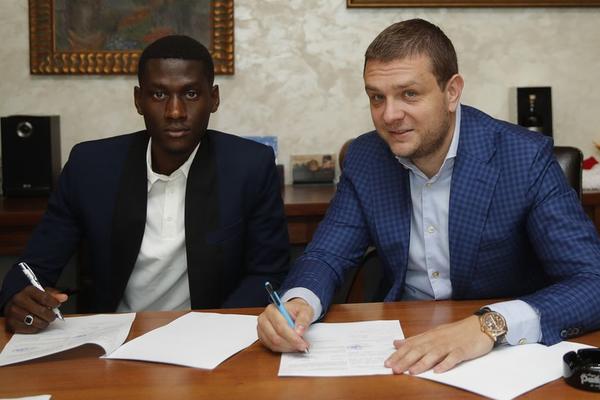 Maki Banjak konačno potpisao!