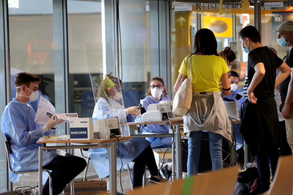 TROJE PREMINULO OD KOVIDA: Epidemija virusa korone u Boru