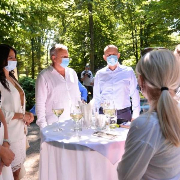 LONČAR SE SASTAO SA ZDRAVSTVENIM RADNICIMA KOJI RADE U KOVID BOLNICAMA: Pomozite onima koji rade u crvenim zonama