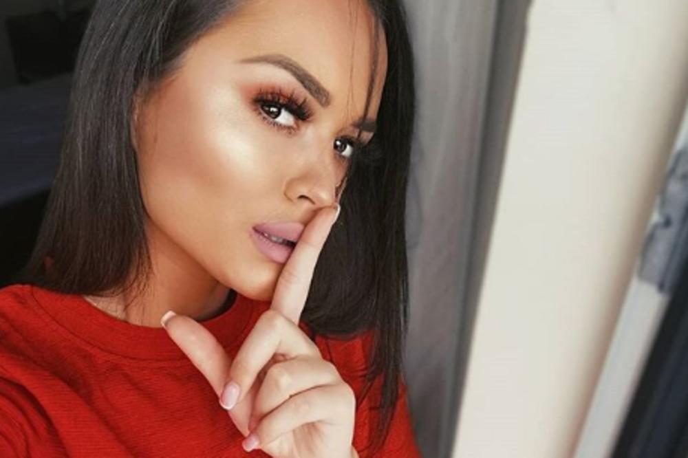 PROSLAVILA JE JEDNA PESMA, "ŽENA OD SULTANA" JE SVAŠTA OPERISALA: Kad vidite sliku sa početka karijere SMEJAĆETE SE