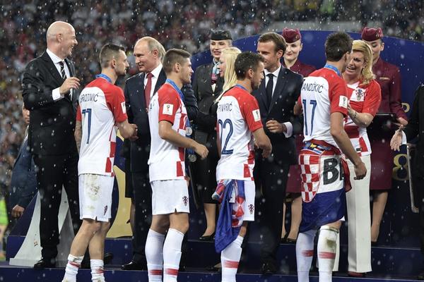 POSLE SKANDALA SA VIDOM KORONA SE ŠIRI MEĐU HRVATIMA: Još dva pozitivna testa u reprezentaciji!