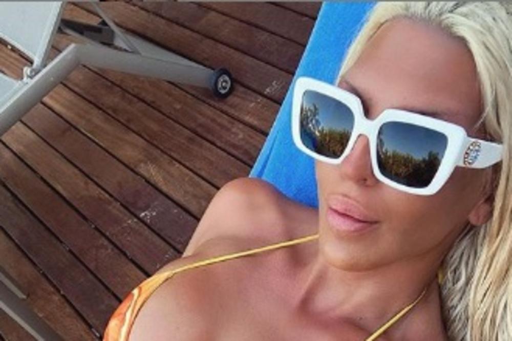 KARLEUŠA U SVAĐI SA FANOVIMA NA INSTAGRAMU ZAPENILA: Moji mišići nisu pali s Marsa, niti ih je stvorio doktor