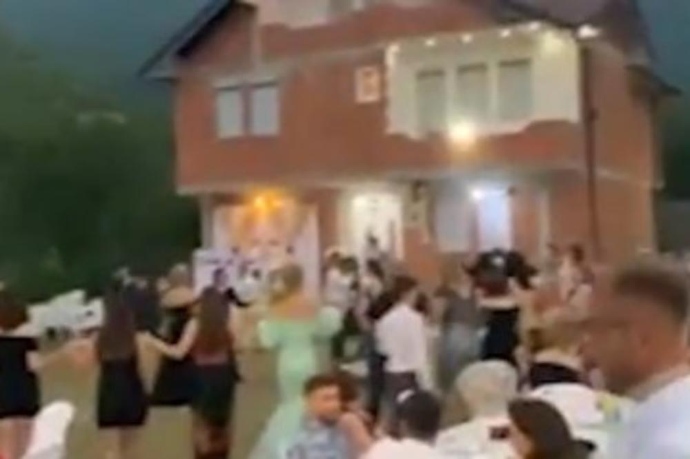 ŠOKANTAN SNIMAK IZ PRIZRENA: Pevač naterao goste da rade NAJOPASNIJU STVAR!