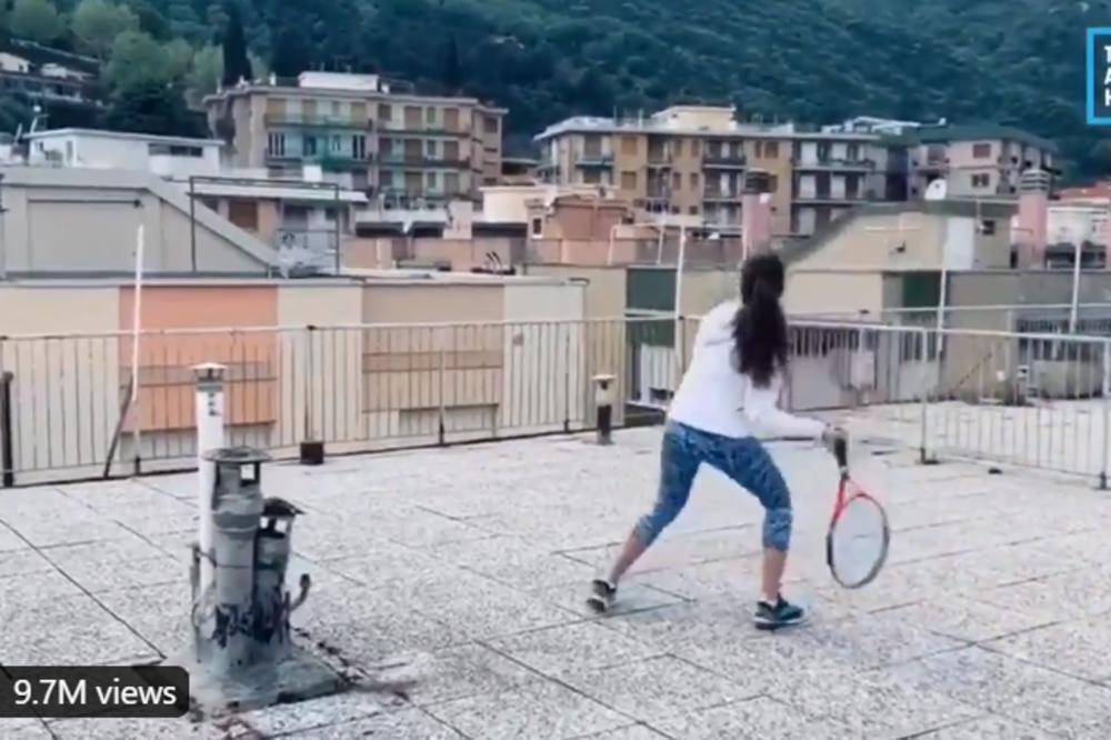 DEVOJČICE IGRALE TENIS S KROVA NA KROV, A ONDA SE POJAVIO NJIHOV IDOL: Najveći ikada im se pridružio, nisu verovale