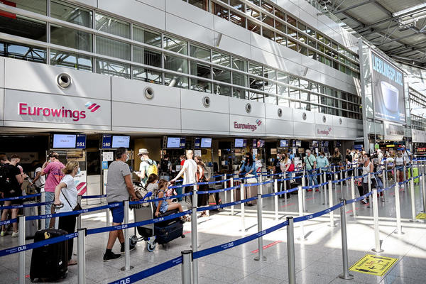 JAVIO SE OPTIMIZAM U PRIVREDI: Evo zašto se SRPSKI i NEMAČKI privrednici RADUJU 2023. godini!