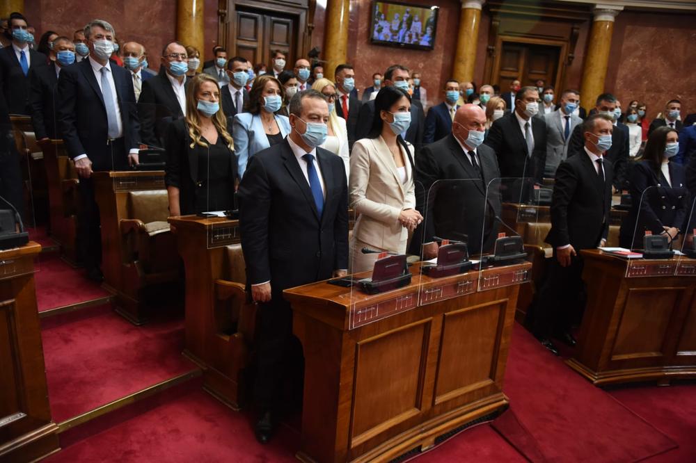 SUTRA VANREDNO ZASEDANJE SKUPŠTINE: Pred poslanicima samo jedna tačka