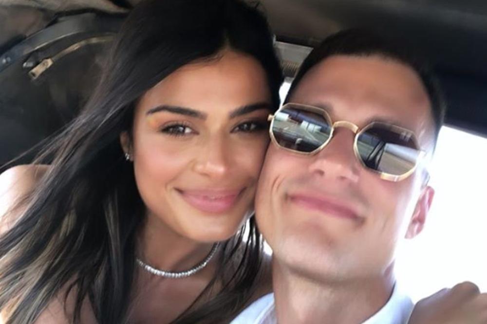 KOŠARKAŠ ZVEZDE OŽENIO JEDNU OD NAJLEPŠIH SRPKINJA! Mina blistala pored Nedovića - osmesi sve govore! (VIDEO)