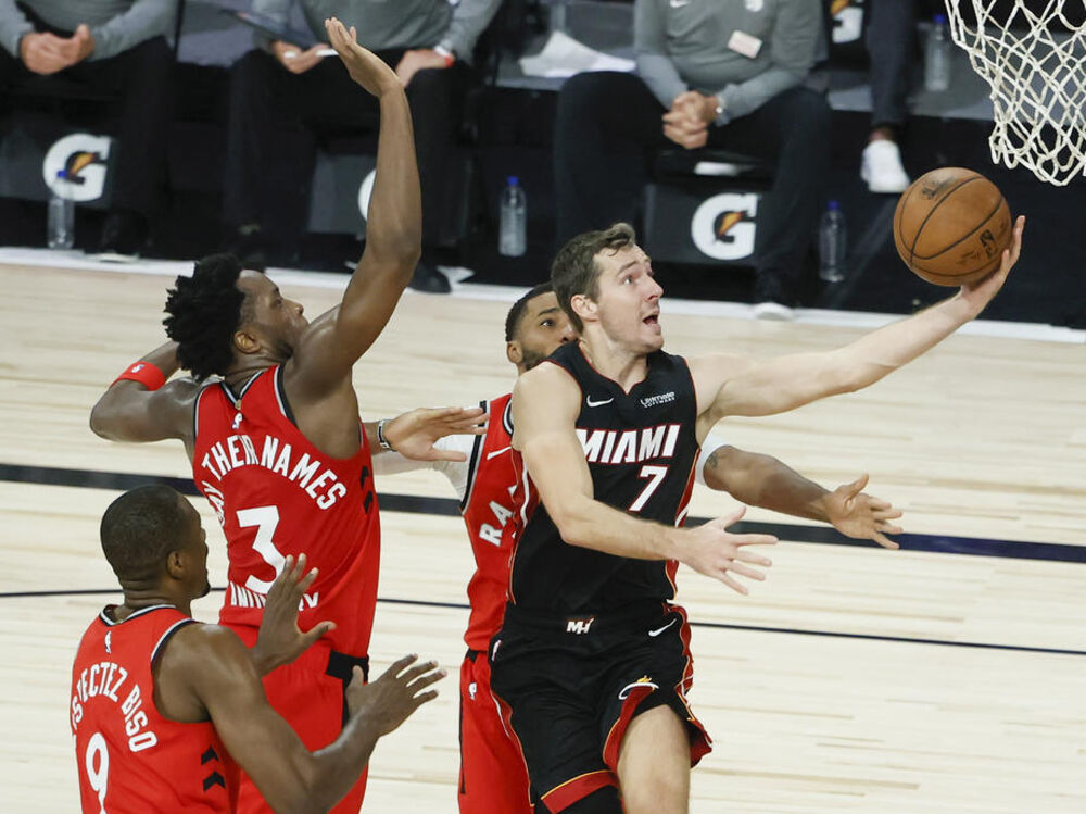 Goran Dragić (desno) u dresu Majami Hita