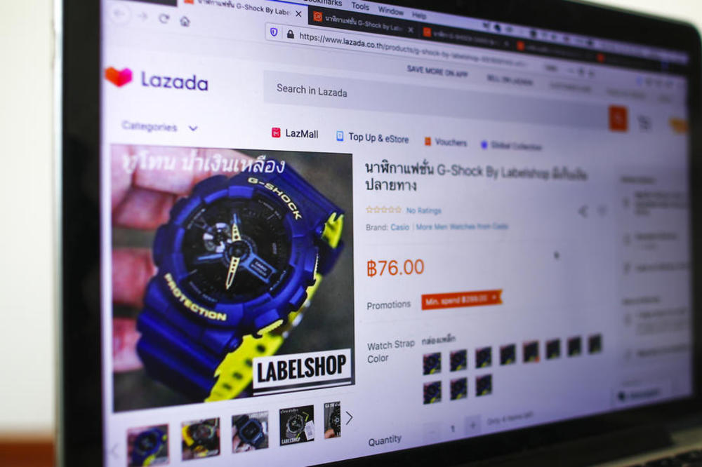 UMESTO NA TEZGAMA, ŠVERCERI ROBU "VALJAJU" PO INTERNETU: Ove godine oduzeto skoro MILION proizvoda!