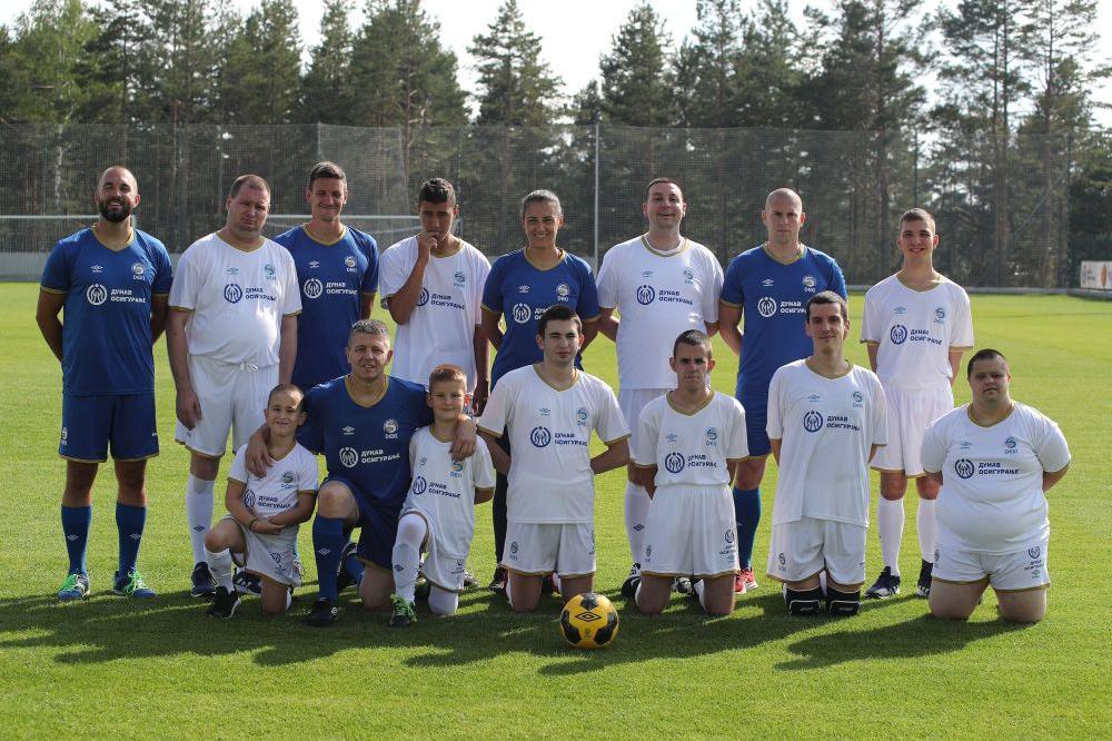 SVI MORAMO DA MISLIMO I NA NJIH: Sjajan gest Dejana Stankovića!