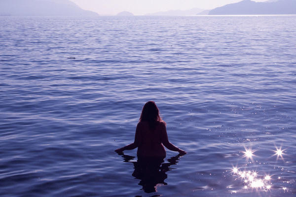 ČOVEK SENKA PREPORUČUJE: Ovo je pet albuma koje bi trebalo da preslušate danas (AUDIO)