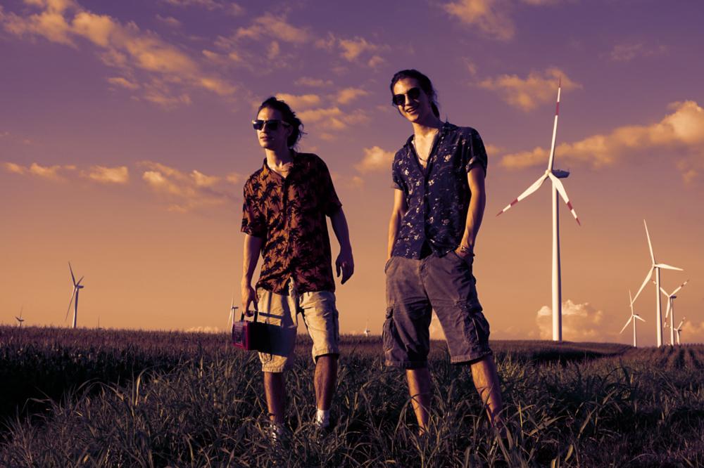 TRI PALME: Blizanci iz Beograda prave CRNOGORSKI REGGAETON - Who See su dobili idealnu predgrupu