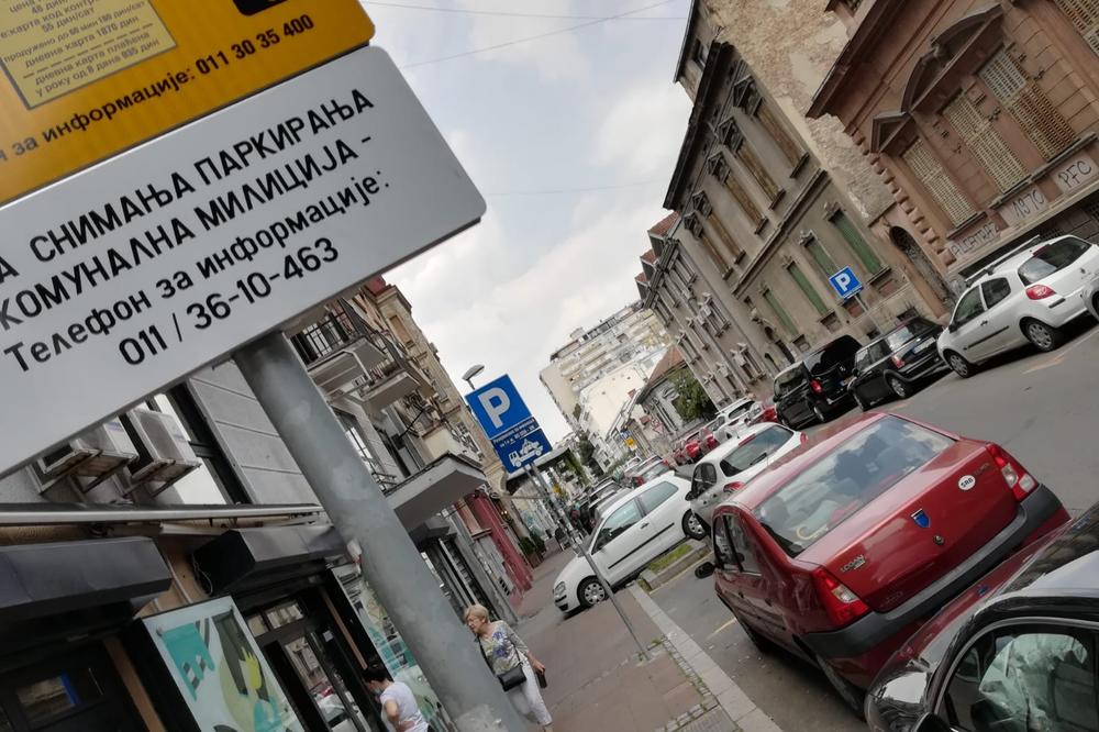 "OSVAJAČI JAVNOG PARKINGA" PREŠLI IGRICU! Stanovnici ZVEZDARE ne mogu da veruju svojim očima, OVO JE VRHUNAC (FOTO)