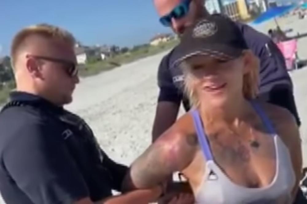 PLAVUŠA UHAPŠENA NA PLAŽI ZBOG GOLOTINJE! Nisam GOLA, DOLAZIM stalno u OVOME na PLAŽU, u čemu je PROBLEM? (VIDEO)