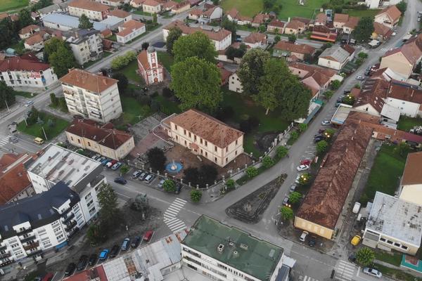 PUSTOŠ U GUČI, NEMA ŽIVE DUŠE: Od ovog prizora nikome nije dobro! (FOTO)