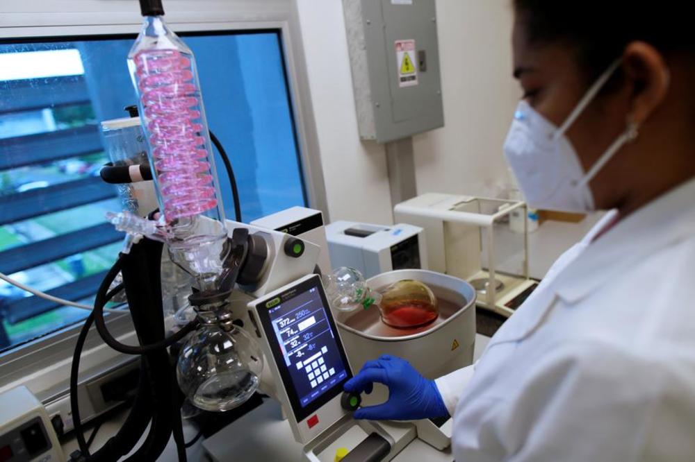 SVAKI PETI OBOLELI OD KORONE IMA OVAJ SIMPTOM! Lekari su sada sigurni