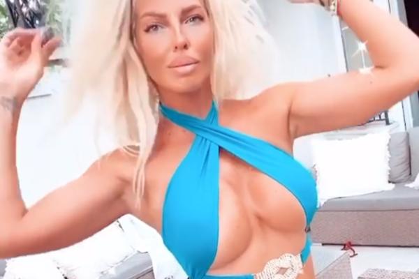 JELENA SE POLUGOLA SNIMA, GRUDI I GUZA U PRVOM PLANU, A PREKO INTIMNE REGIJE SAMO TRAČICA! Ali mnogo je smršala