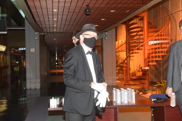 NEBOJŠA PAJKIĆ U SUZAMA OTKRIO: Jednu stvar neće raditi 40 dana od Isidorine sahrane!