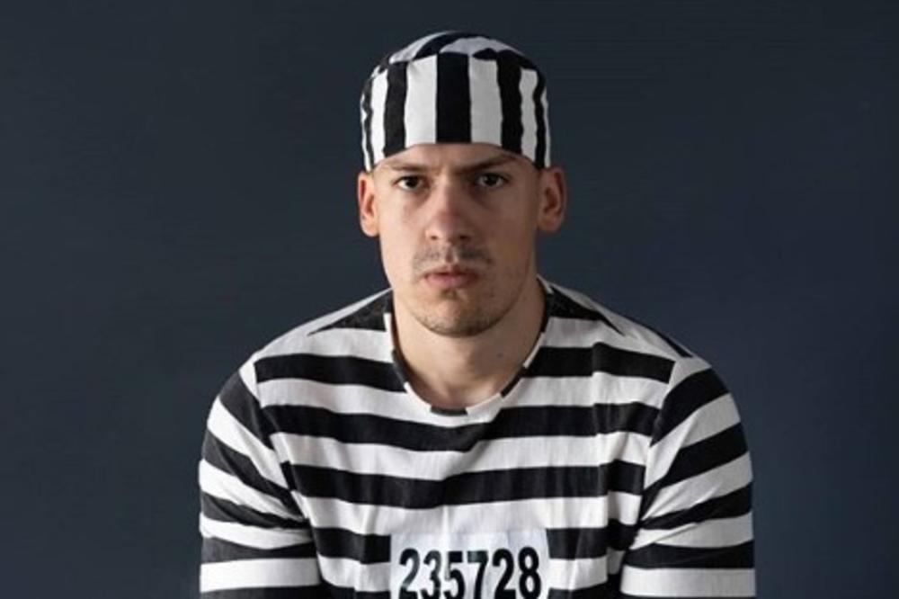 15 DANA PAKLA! Baka Prase u zatvorskom odelu! Otkrio zašto ga nije bilo ovako dugo