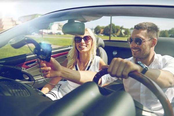 BEZBEDNOST U PUTU JE NAJVAŽNIJA STVAR: Uz ovaj gedžet bićete uvek mirni u toku vožnje!