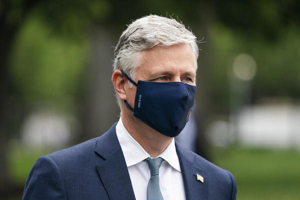 OVAJ ČOVEK JE UPRAVO UPOZORIO AMERIKANCE: Ovo što se dešava je veoma OPASNO!