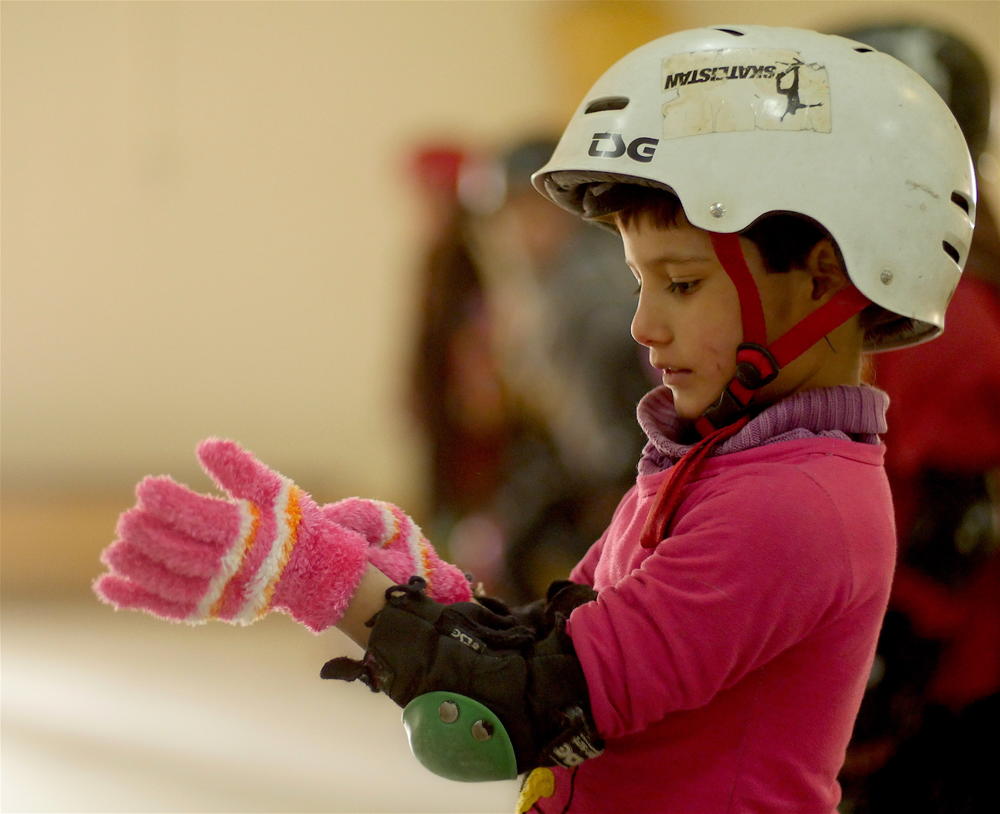 Kako učiti da voziš skejtbord u ratnoj zoni