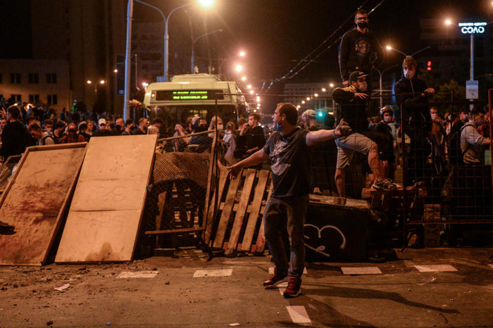 BELORUSIJA GORI, DA LI JE LUKAŠENKO GOTOV? Najdramatičniji snimci s ulica Minska su upravo objavljeni (VIDEO)