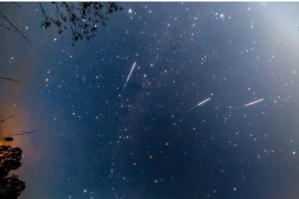 METEORSKA KIŠA PERSEIDA BIĆE VIDLJIVA NOĆAS na celoj severnoj hemisferi