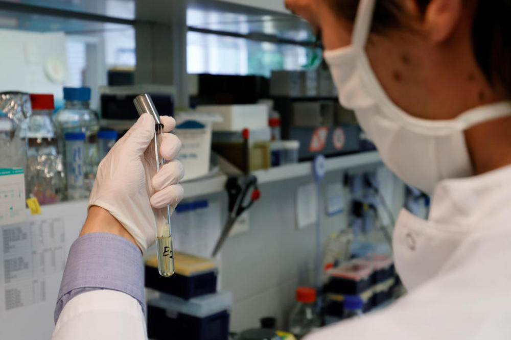 I PORED DIJALIZE ČEKAJU RED: Bubrežni bolesnici nisu prioritet za imunizaciju, ali je REŠENJE NA VIDIKU!