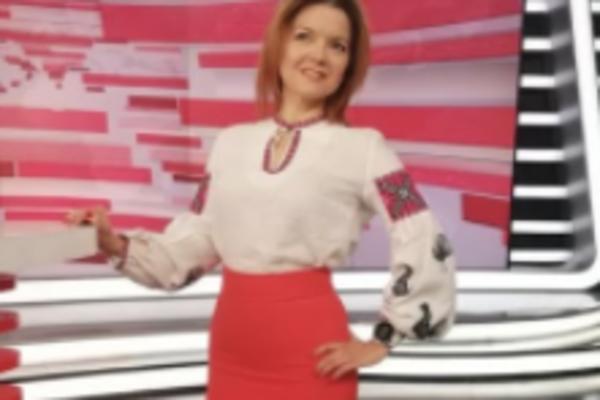 VODITELJKI SE DOGODILA NESREĆA USRED SNIMANJA EMISIJE KOJU SU PRATILI MILIONI! Samo joj je ispalo iz usta