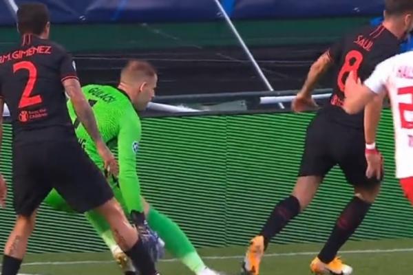 U MADRIDU ĆE SE SIGURNO ŽALITI: Da li je Atletiko oštećen na meču sa Lajpcigom?