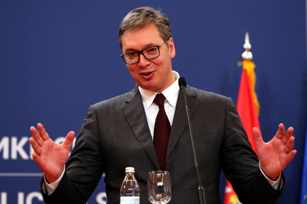 VUČIĆ SE HITNO OBRATIO GRAĐANIMA