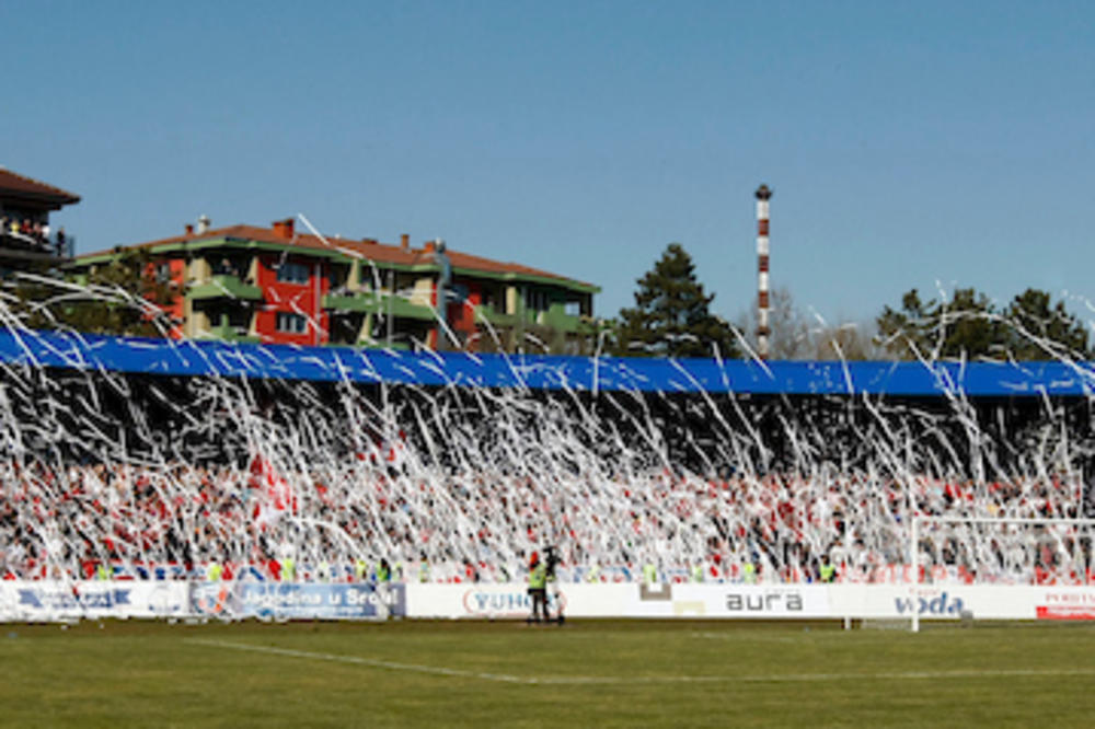 TRAGEDIJA! Grom udario trenera Jagodine - lekari mu se bore za život!