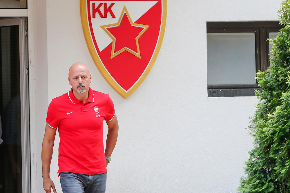 OBRADOVIĆ OTKRIVA KARTE: Igrač koji je planiran za rol ulogu možda bude nosilac - vođe se rađaju!