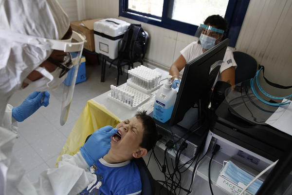 U OMILJENOJ TURISTIČKOJ DESTINACIJI SRBA JE PRAVI PAKAO: Korona KOSI bez milosti! Na respiratorima preko 500 ljudi!