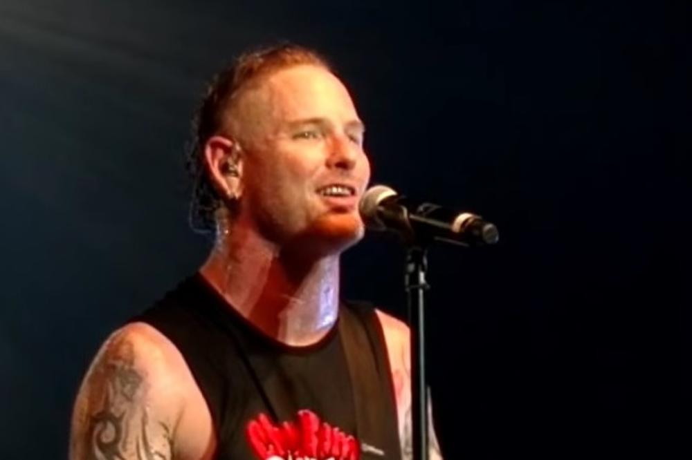 KORI TEJLOR (SLIPKNOT) DANAS JE OBJAVIO SPOT ZA PESMU BLACK EYES BLUE kojom najavljuje svoj prvi solo album