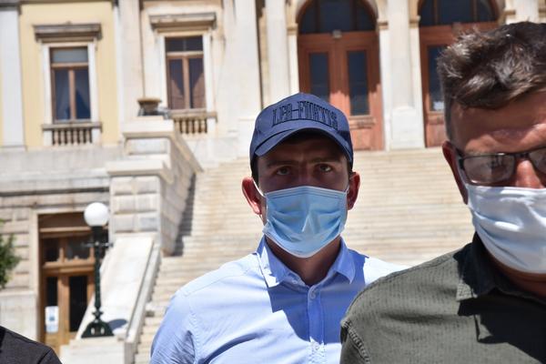 DRAMATIČNA ISPOVEST MEGVAJERA NAKON HAOSA U GRČKOJ: Plašio sam se za život, samo su počeli da me udaraju...