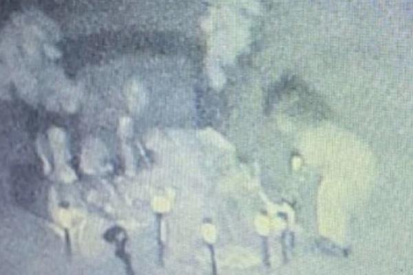 POSTAVILA JE KAMERU NA GROBU ĆERKE ZBOG ČUDNIH DEŠAVANJA: Kada je majka videla snimak, mentalno je OBOLELA!