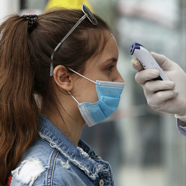 KORONA NA KOSOVU: U poslednja 24 časa potvrđeno 99 novih slučajeva virusa, preminulo je 13 osoba