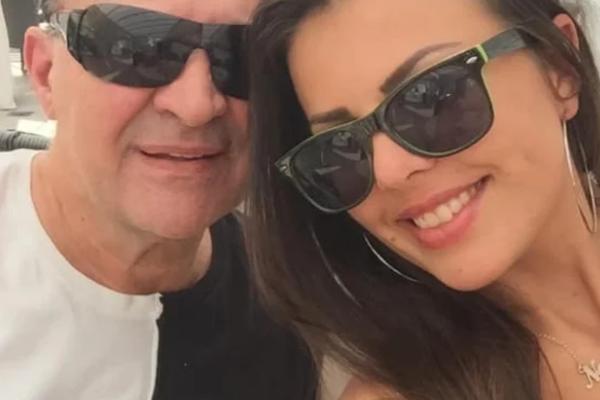 NAŠA PEVAČICA UPECALA 30 GODINA STARIJEG FOLKERA! Sad ima i ženu i ljubavnicu, ali ga je supruga izbacila iz kuće